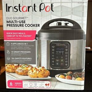 Instant Pot - Duo Gourmet Multi-Use Pressure Cooker